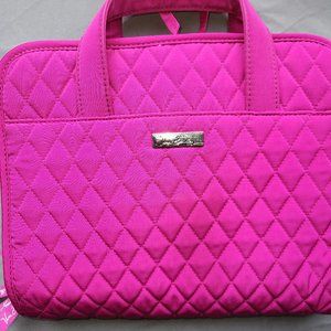 Vera Bradley  Hanging Organizer Travel Toiletries Cosmetic